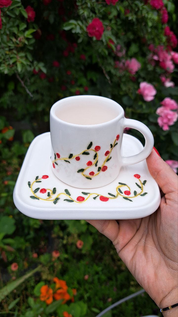 فنجان و نعلبکی